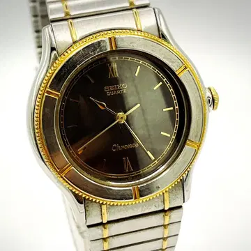 Vintage SEIKO CHRONOS QUARTZ 9021-6040