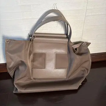 그레이 로고 핸드백