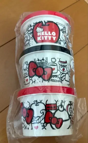 새상품 키티 보존 용기 3개 세트 산리오 조인트식 도시락