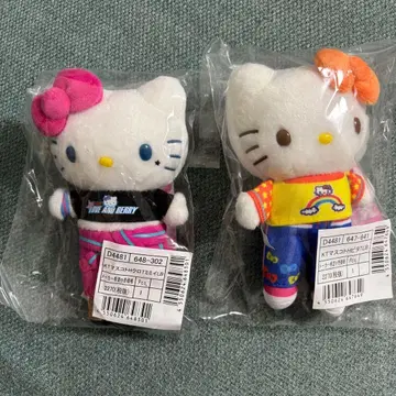 산리오 오샤레마녀 러브베리 헬로키티 마스코트