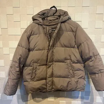 SENSE OF PLACE 후드 부착 다운 자켓 그레이