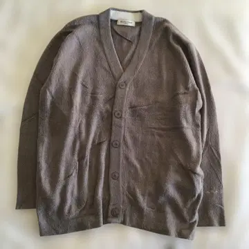 젤라또피케옴 촉촉하고 따뜻한 고급 가디건