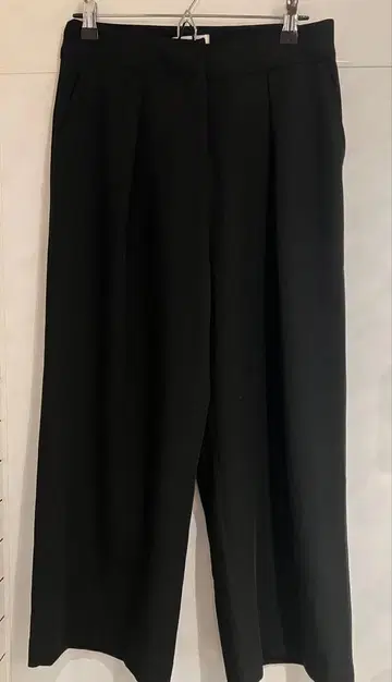 PLST 블랙 슬랙스