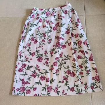 유키토리이 울 스커트 40