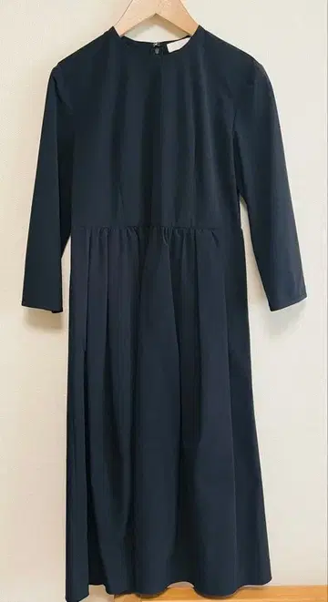 [택 포함 새상품] Ballsey 네이비 원피스 34사이즈