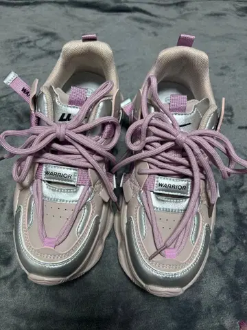 WARRIOR 핑크 실버 스니커즈 25cm