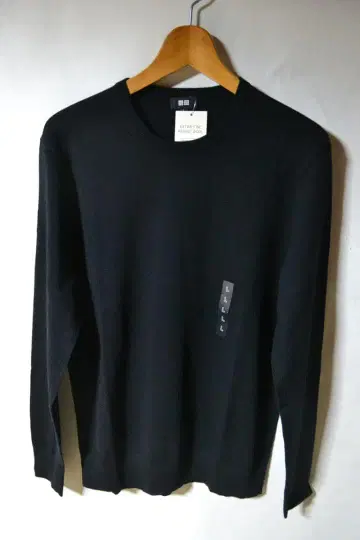 새상품 유니클로 메리노 크루넥 스웨터 긴팔 블랙 L 남성용 미사용
