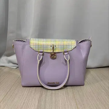 사만사베가 토트