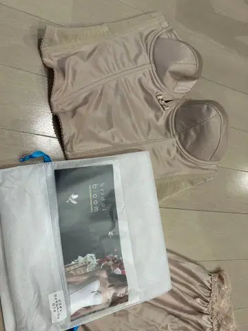 브라이덜 블룸 브라이덜 이너 M 사이즈 베이지