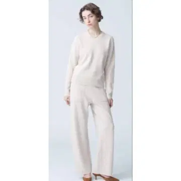 에브루 론 헤르만 별주 라이트 울 니트