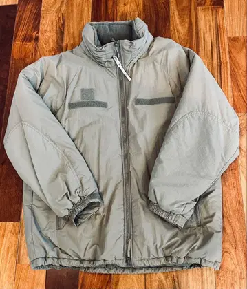 프릭스스토어 PCU LEVEL7 PRIMALOFT 다운