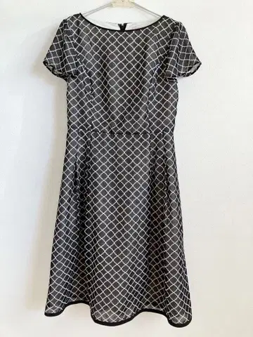 토카 TOCCA 반팔 원피스 4 사이즈