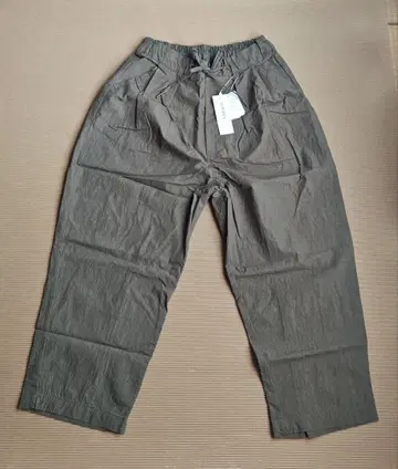 OMNES 브라운 코튼 나일론 턱 팬츠 프리 사이즈