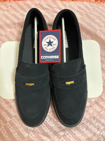 미사용 새상품 CONVERSE 블랙 스웨이드 코인 로퍼