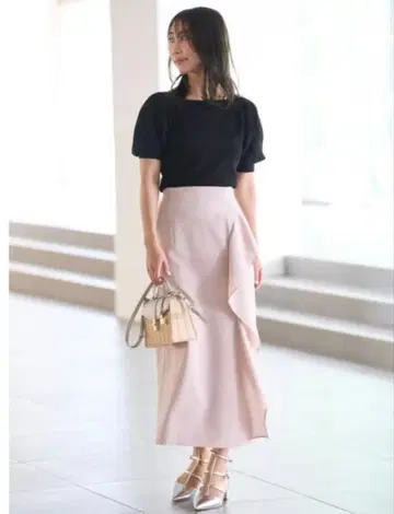 셀포드 페플럼 타이트 스커트 핑크