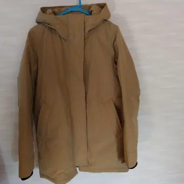 UNITED ARROWS 베이지 후드 부착 다운 자켓