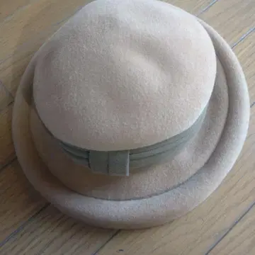 베이지 울 펠트 햇