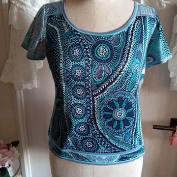 레오나르 반팔 티셔츠 ( 블루 계열 )