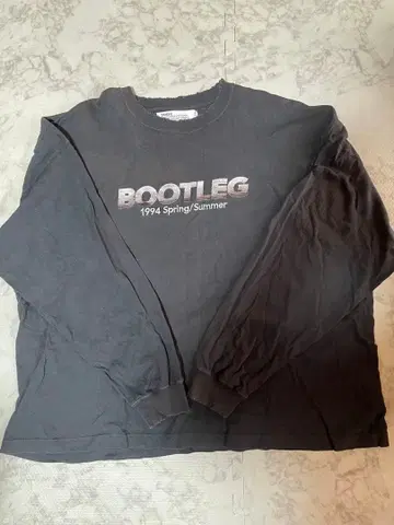 DAIRIKU 다이리쿠 BOOTLEG 긴팔 티셔츠