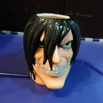 진격의 거인 펜꽂이 (엘렌)