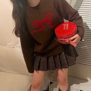 morethancutiepie 프론트 리본 니트 브라운