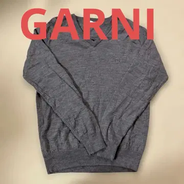 GARNI 브이넥 니트 그레이 M 사이즈