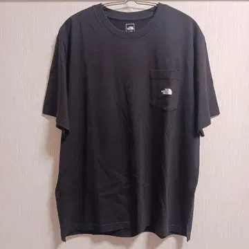 THE NORTH FACE 블랙 티셔츠