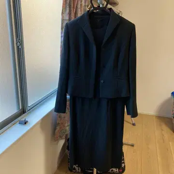 블랙 원피스 수트 (자켓 포함)