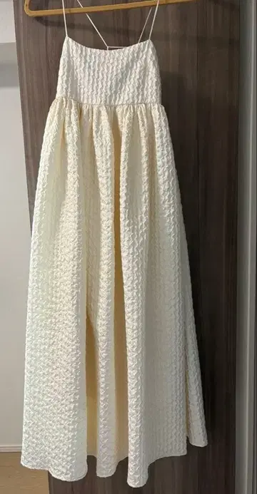 미사용 새상품 핏모어 롱 원피스 자카드 플레어 원피스