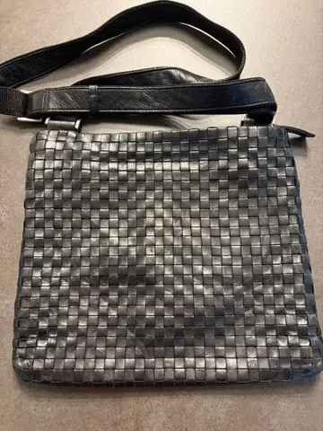 블랙 가죽 뜨개질 숄더백