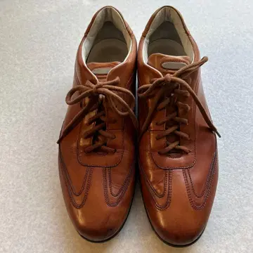 산토니 가죽 스니커즈 사이즈 8 (27cm)