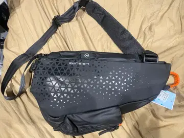 남성용 숄더백 바디백 블랙