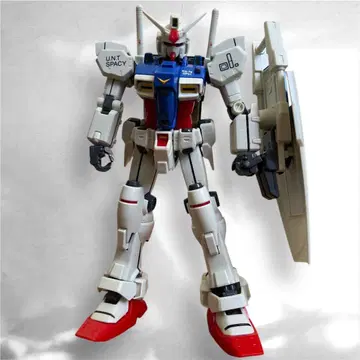 MG 1/100 건담 시험 제작 1호기 RX-78 GP01