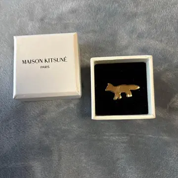 메종 키츠네 폭스 브로치