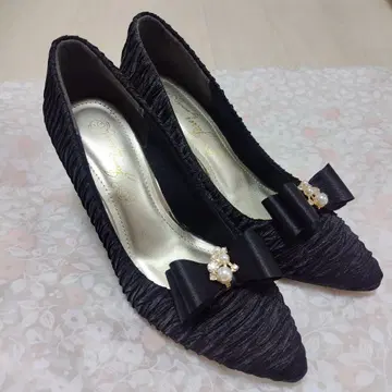 리본 포함 블랙 펌프스 L 사이즈