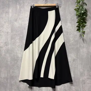 Aga 롱 스커트 라슈드 어른 모드 깔끔한 개성파 고급 야마다야