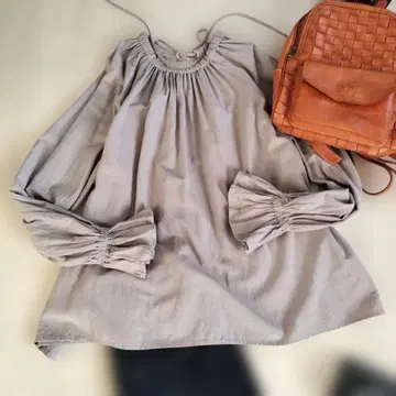 어반 리서치 얇은 그레이 탑스