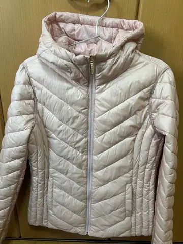 마이클코어스 리버서블 MK 로고 패커블 자켓