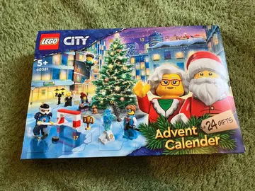 LEGO CITY 어드벤트 캘린더 60381