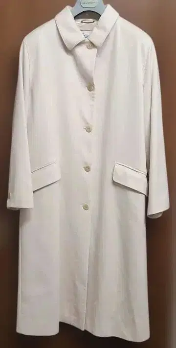 Herno 아이보리 캐시미어 롱 코트