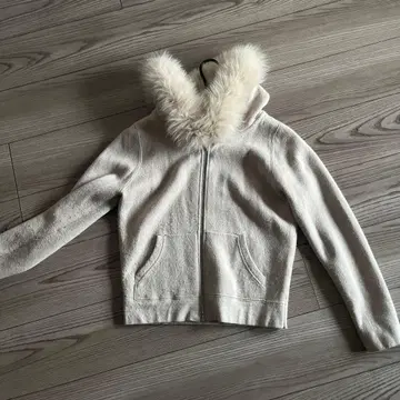 퍼 달린 니트 후드티 아푸와이저 리셰