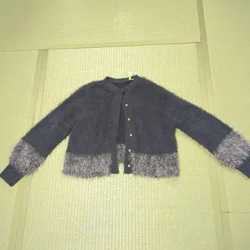 복슬복슬 다크 그레이 가디건