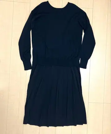 플리츠 도킹 니트 원피스 (앞뒤 2way)