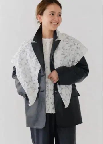 미개봉 미사용 새상품 shirocon 레이스 자카드 스톨