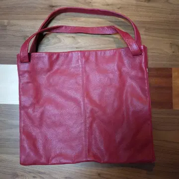 빨간색 가죽 토트백