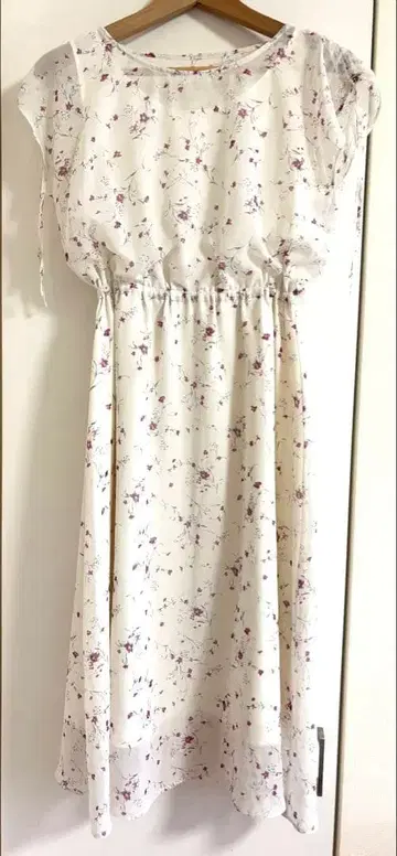 BE RADIANCE 원피스 아이보리, 아이보리, 핑크, 꽃무늬, 플라워