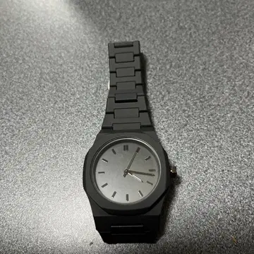 블랙 아날로그 손목시계