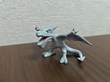 몬코레 프테라 포켓몬 초기 피규어 Aerodactyl