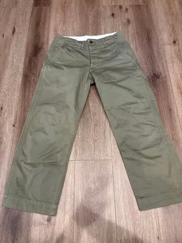 웨어하우스 치노 팬츠 카키