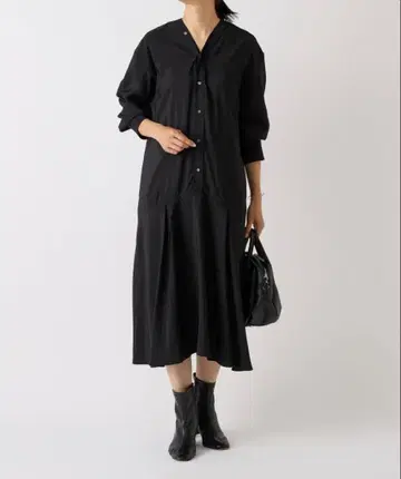 BEARDSLEY 사이즈 F 블랙 칼라리스 셔츠 원피스 긴팔